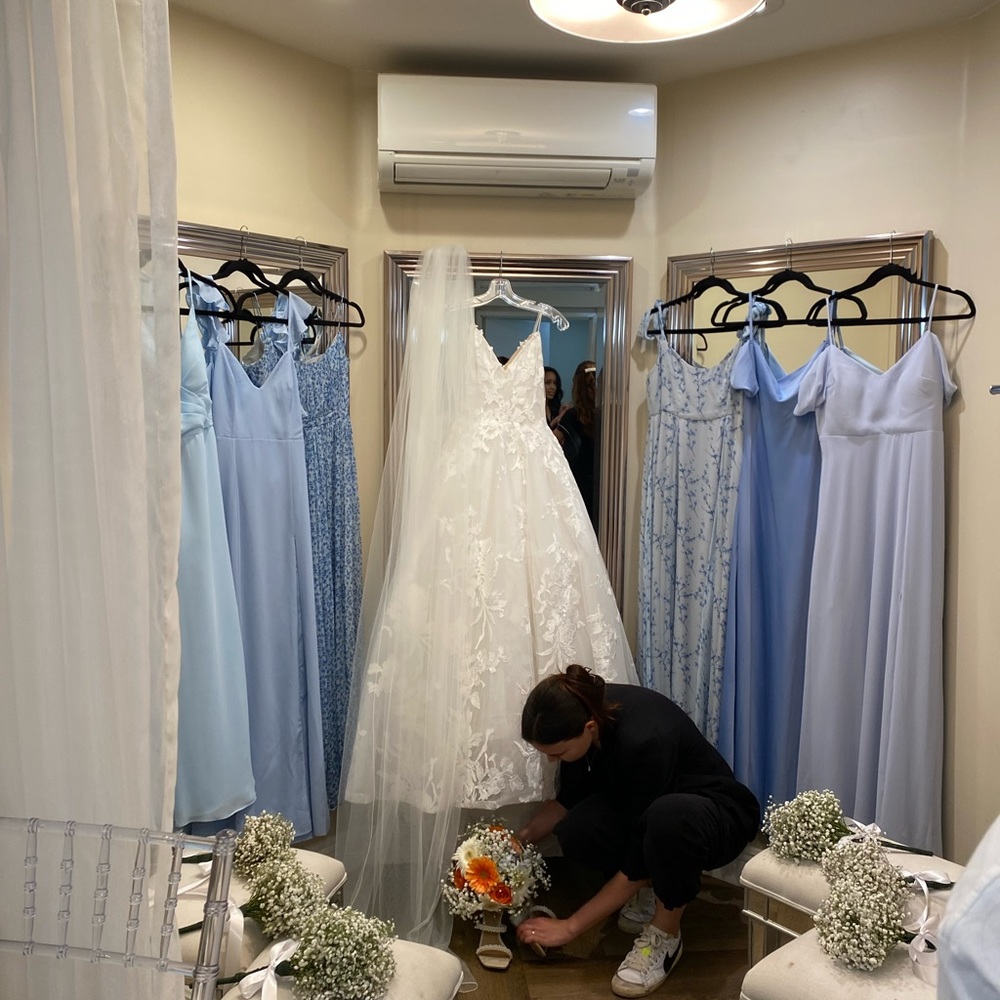 Monique Lhuillier wedding dress